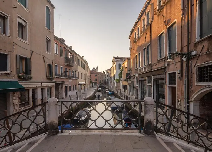 Accademia R&r Apartman *